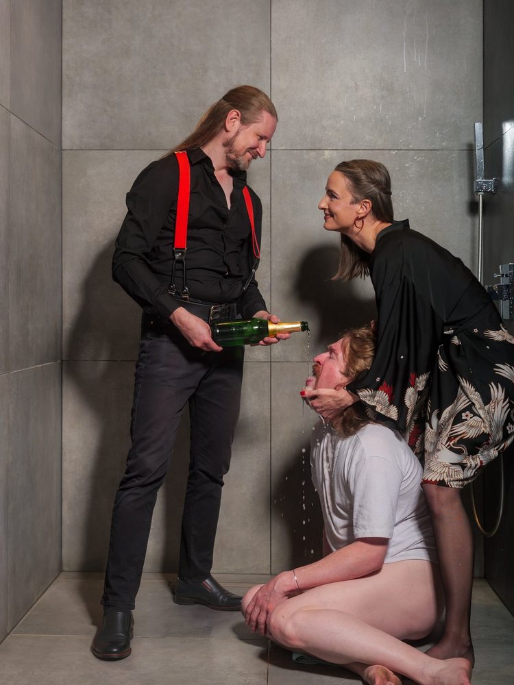 Shower scene, two Dominants and a submissive